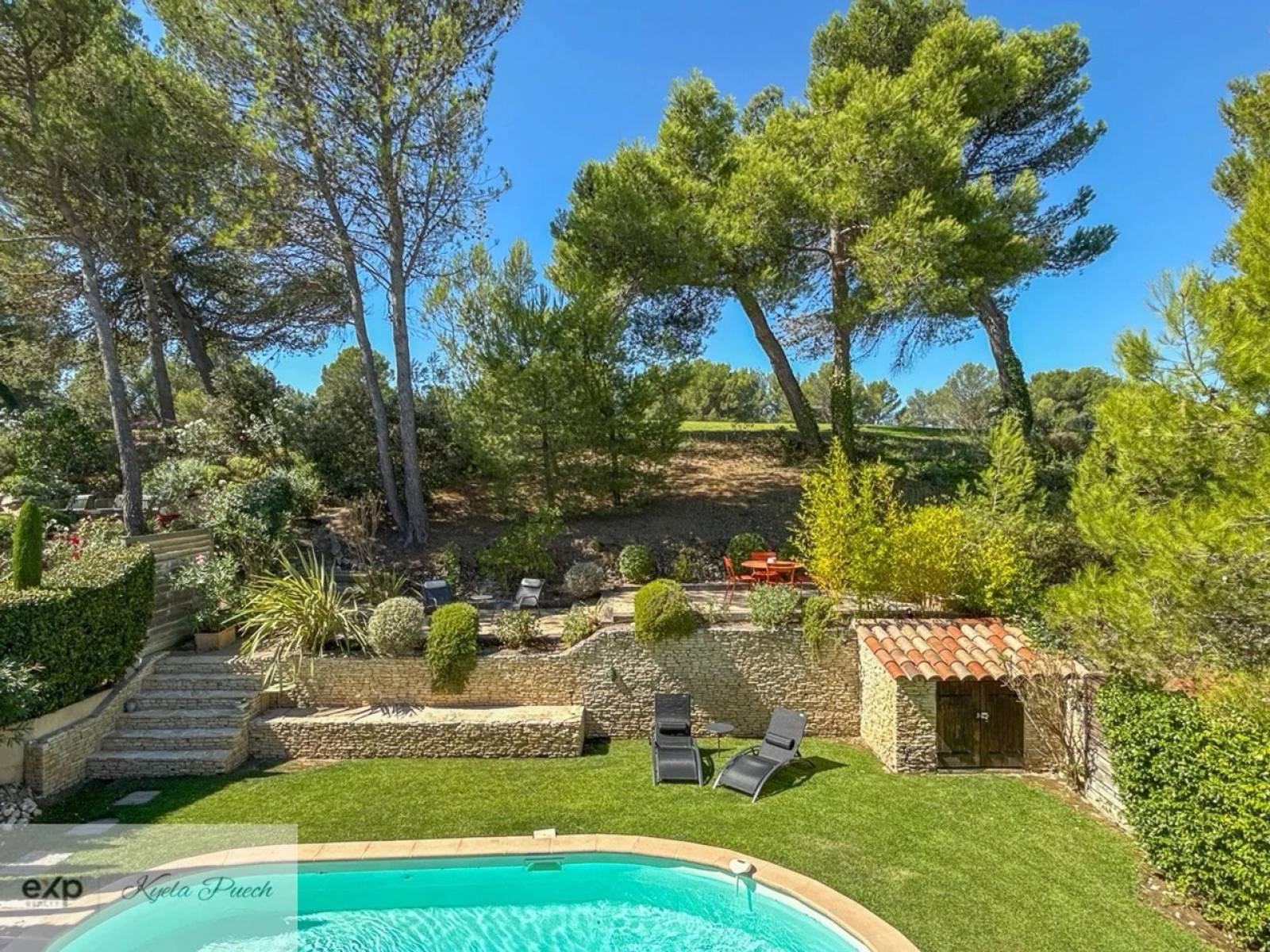 restaurant thailandais café SIAM du lac  golf pont royal eXp France yan spehner jason smith realty immobilier pierre et vacances