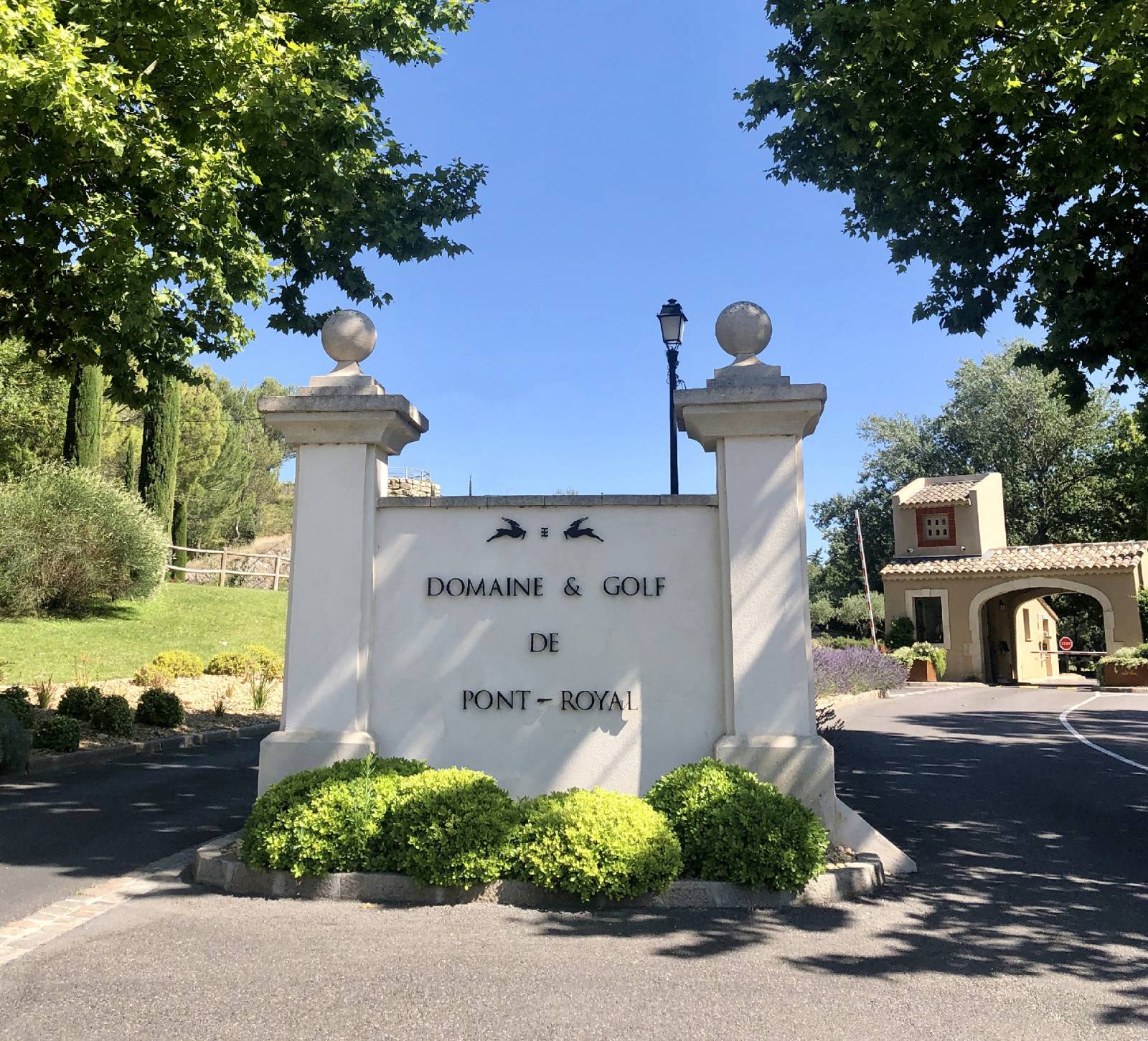 Jason Smith Realty l'Agence immobiliere de prestige sur le Domaine du Golf de Pont Royal et sa région