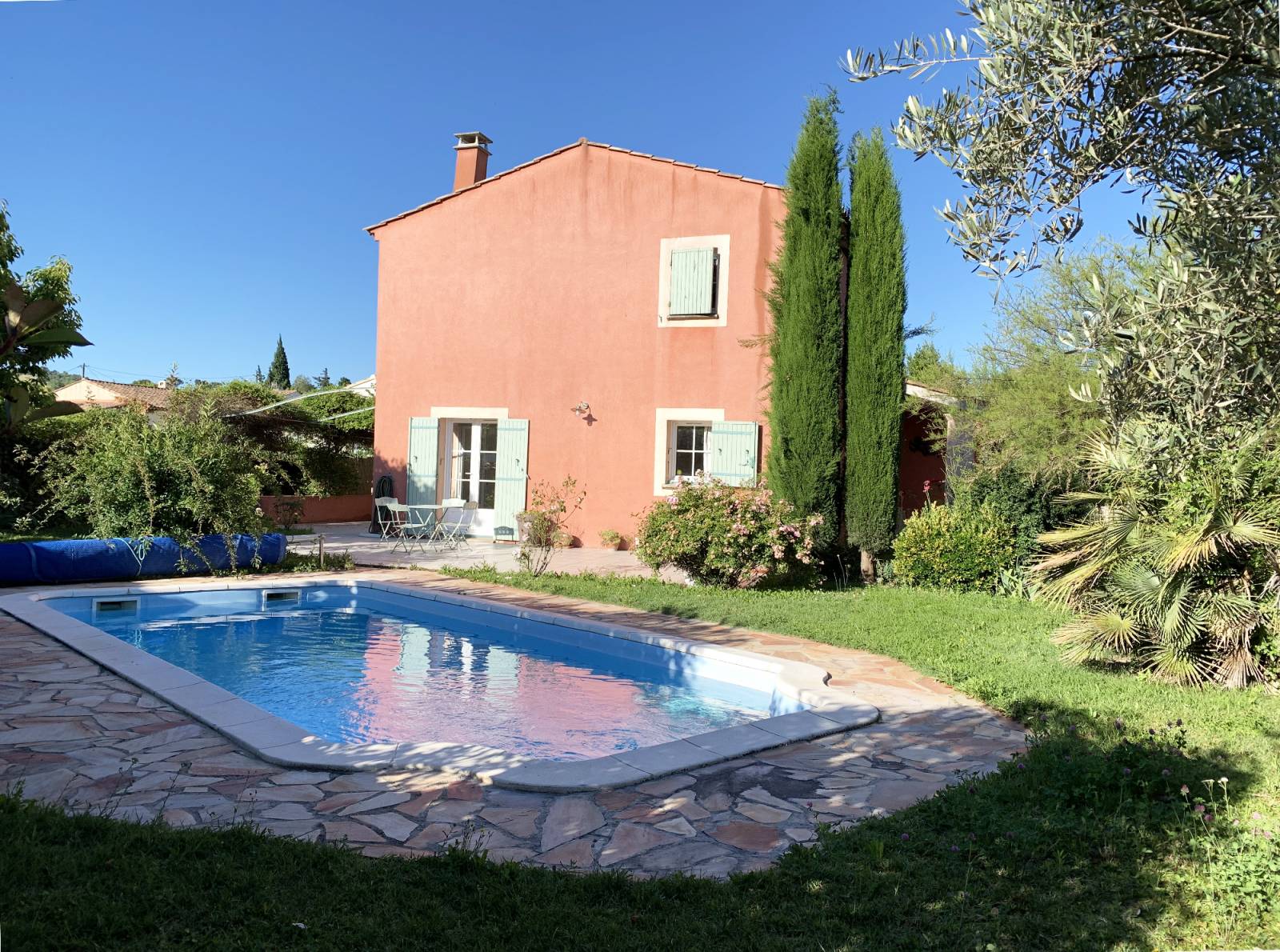 Maison 4 chambres, piscine, jardin , vous cherchez une maison à louer ? contactez-nous
