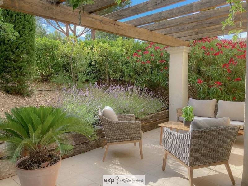 Exclusivité, Maison  T4, sur 356m2 de terrain plat, garage  box GOLF de PONT ROYAL  