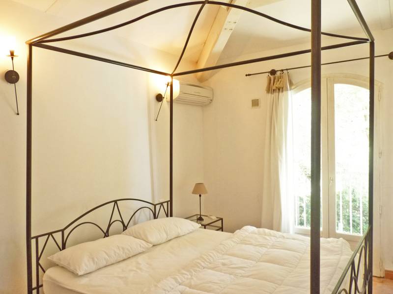 Villa authentique Domaine du Golf de Pont Royal en provence  