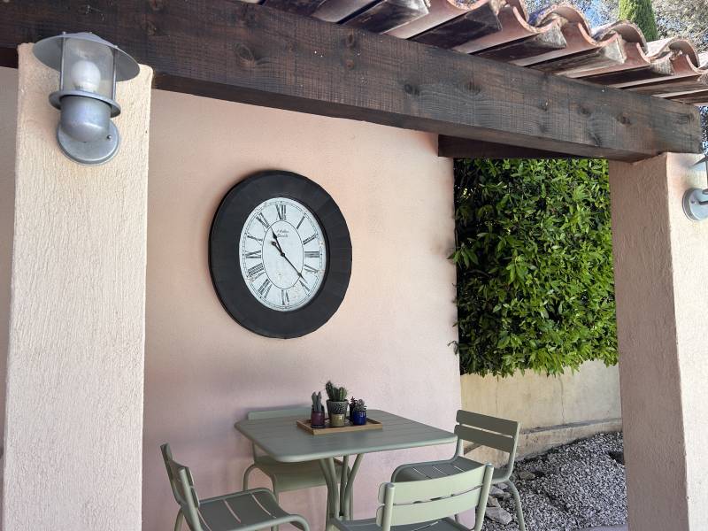 Maison golf pont royal jason smith realty exp France yan spehner immobilier mallemort calme provence vancaces pierre et vacances holidays instagram claude chat gpt