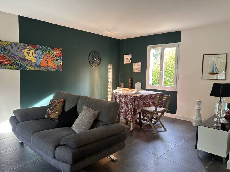 Yan spehner  agent immobilier jason smith realty exp France provence golf de pont royal calme vue féérique piscine Mallemort location vacances