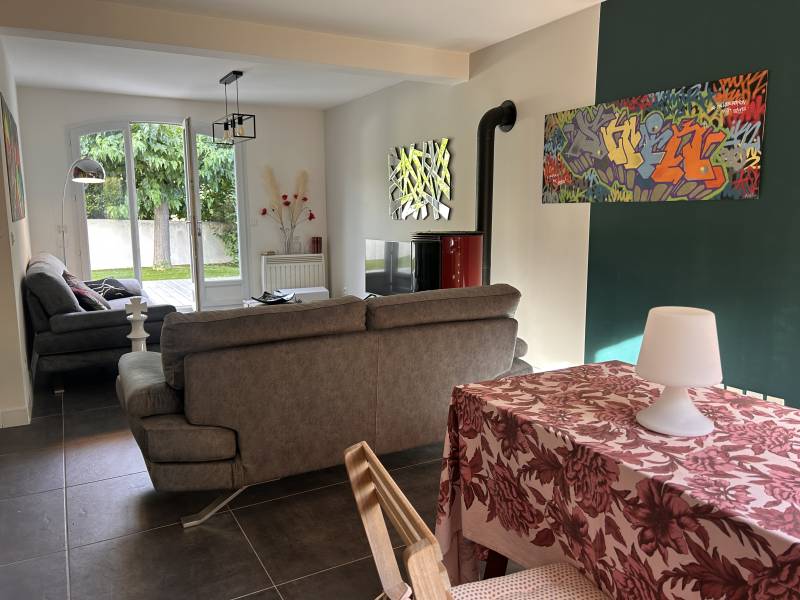 Yan spehner  agent immobilier jason smith realty exp France provence golf de pont royal calme vue féérique piscine Mallemort location vacances