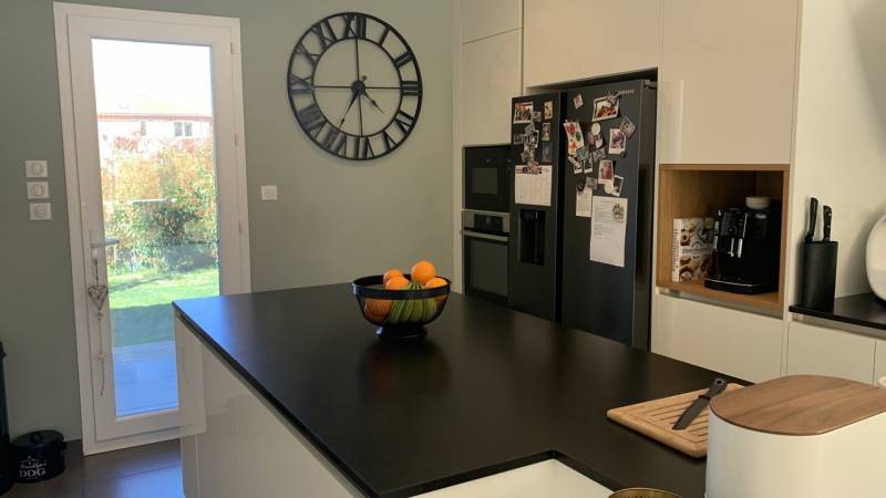 Découvrez une oasis de charme et de tranquillité à La Roque d'Anthéron !  Festival International de Piano