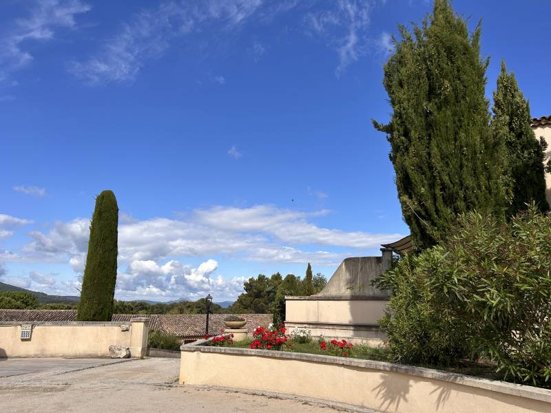 appartement piscine golf pont royal eXp France yan spehner jason smith immobilier