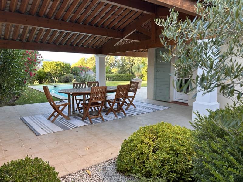 Exclusivité accès directement sur le fairway, Maison climatisé 4 chambres GOLF de PONT ROYAL  