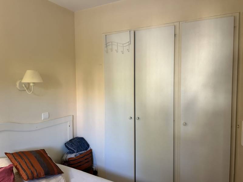 Appartement terrasse golf pont royal vue baux de provence yan spehner jason smith realty exp France luxury golf pont royal