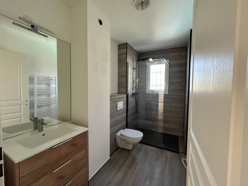 estaurant thailandais café SIAM du lac  golf pont royal eXp France yan spehner jason smith realty immobilier pierre et vacances