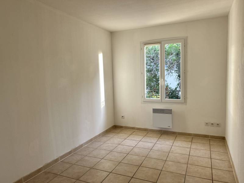 estaurant thailandais café SIAM du lac  golf pont royal eXp France yan spehner jason smith realty immobilier pierre et vacances