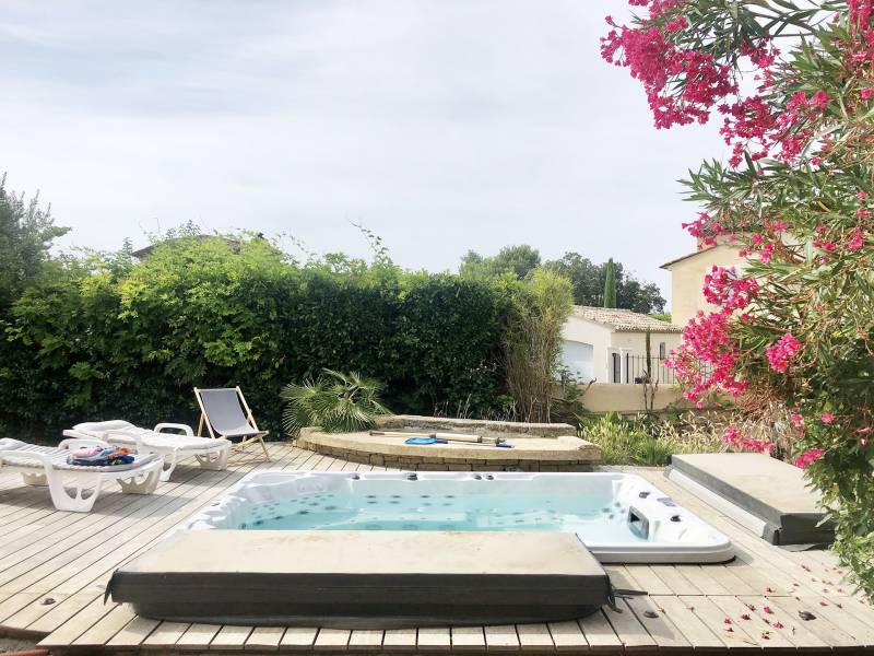 jacuzzi Propriété en bordure de Golf au coeur du prestigieux  golf pont royal