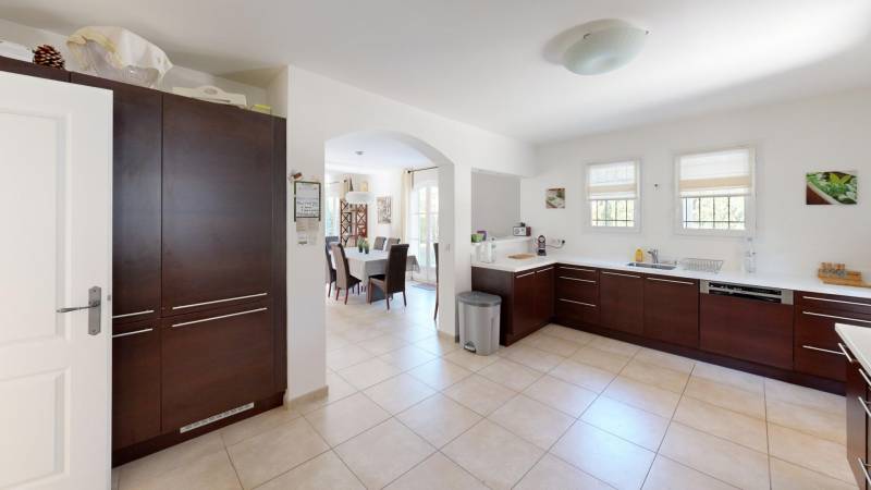 Maison piscine golf pont royal jason smith immobilier Realty