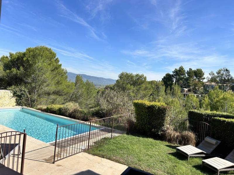 Maison T6, vue Luberon et calme absolu Golf Pont Royal  