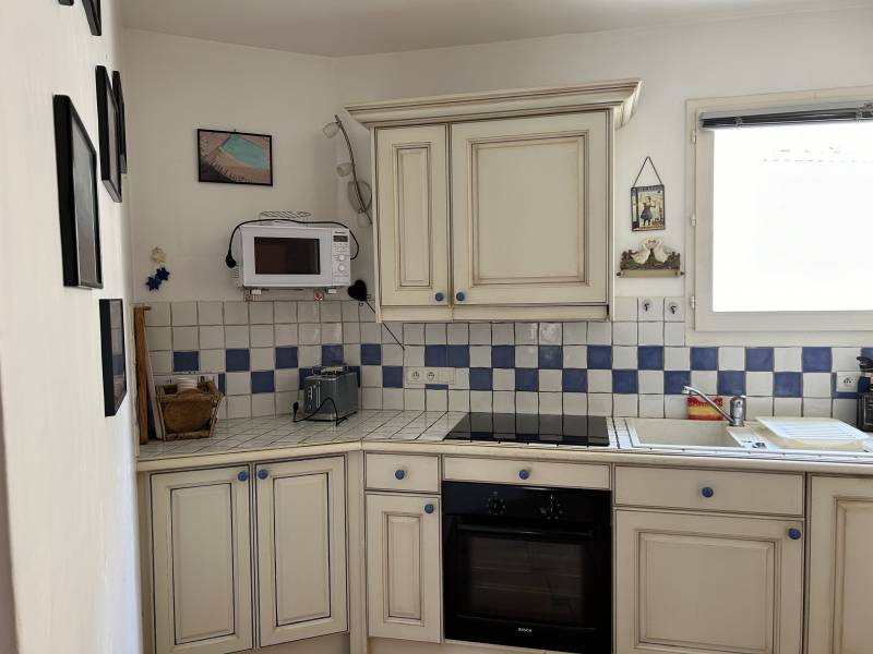 T3 entièrement climatisé, terrasse, garage, cave Domaine et Golf de Pont Royal en Provence  