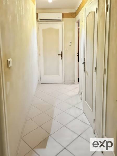 Exclusivité centre villlage Maison T4 plain pied, piscine, terrain plat, garage PELISSANNE  