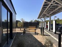 Super chargeur TESLA yan SPehner exp France jason smith realty golf pont royal